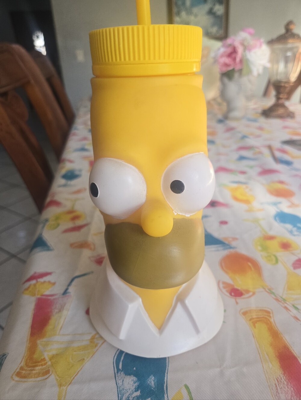 Yellow Homer Simpson-Themed Plastic Drink Tumbler with Straw